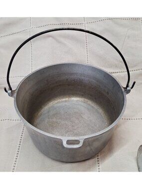 Vintage Household Institute Aluminum Cooking Pot With Handle - 12" Diameter & 6"